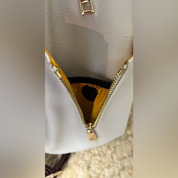 Pretty Pokets Diaper Bag Tote Maroon & White With Bottle Holder - Picture 5 of 13